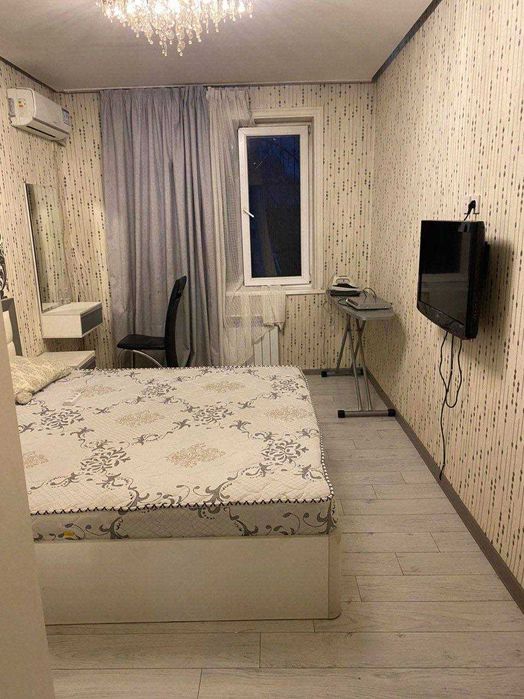 Срочна продается Квартира Ор-р: Ц-7 ЦУМ 110-Школа 2/4/4 А-3