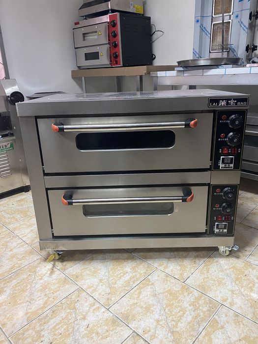 Печь духовка жарочный шкаф.