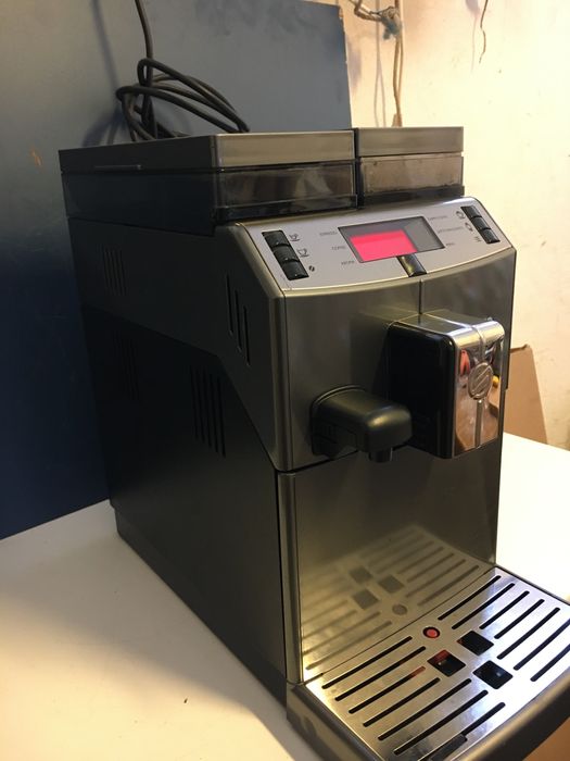 Кафемашина Saeco lirika