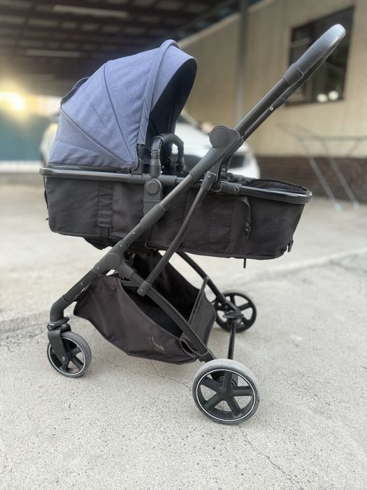 Коляска детская прогулочная