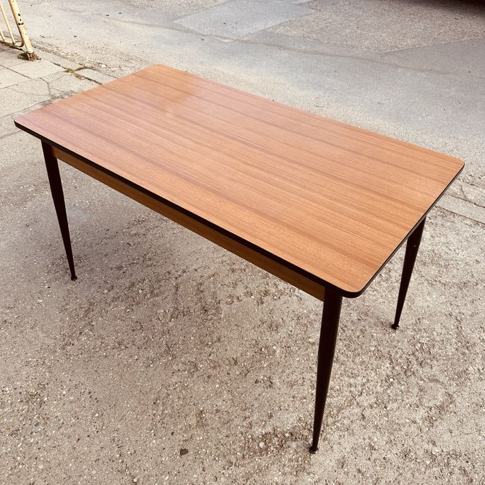 Винтидж италианско бюро / маса – Mid Century 60-те