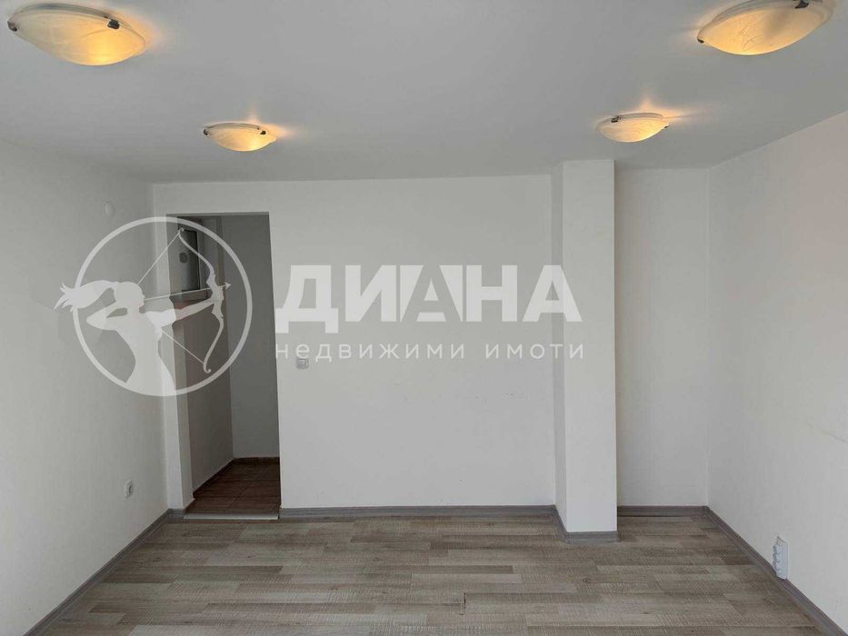 Продава се Офис в Пловдив, Съдийски - 27 кв.м за 1771 €/кв.м - Снимка #3