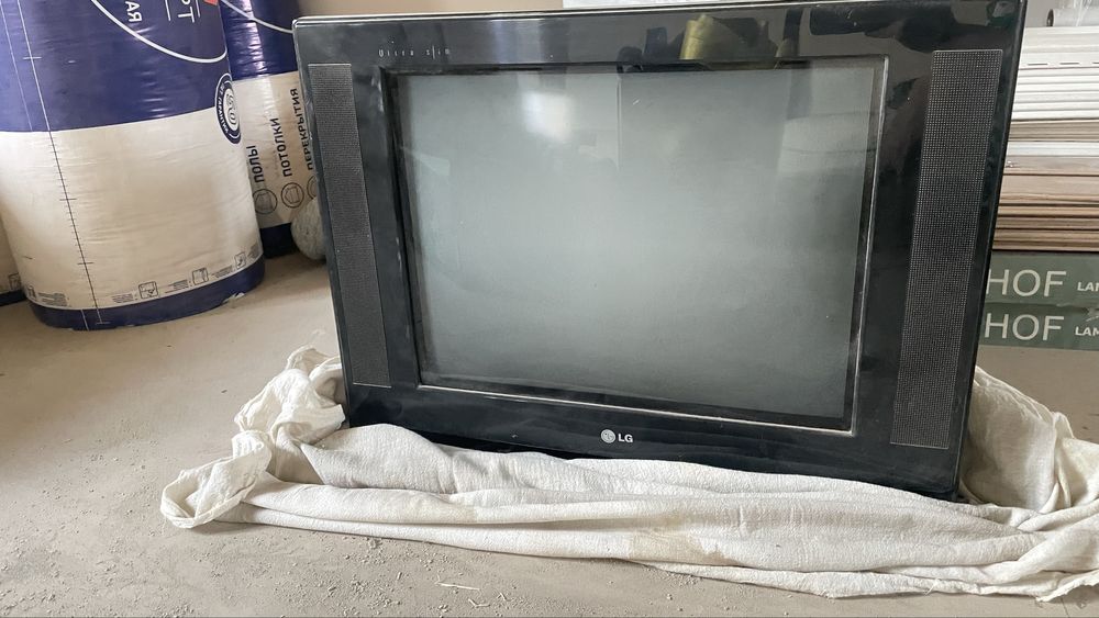 Продам Телевизор LG