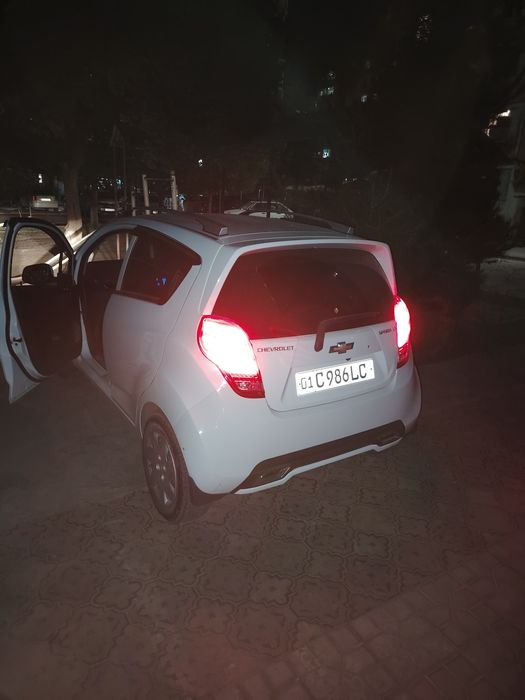 Spark 2010 yil holati yahwi gazi yoq mehanika karopka yurgani 300 minn