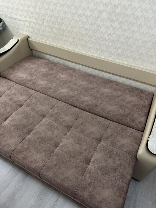 Продам диван в отличном состоянии