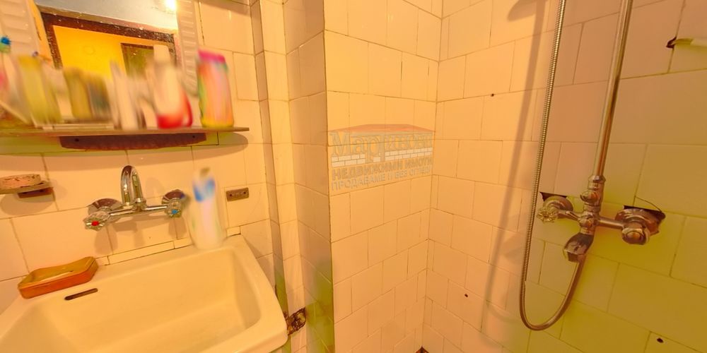 Продава се Тристаен апартамент в Монтана, Идеален център - 89 кв.м за 1634 €/кв.м - Снимка #3