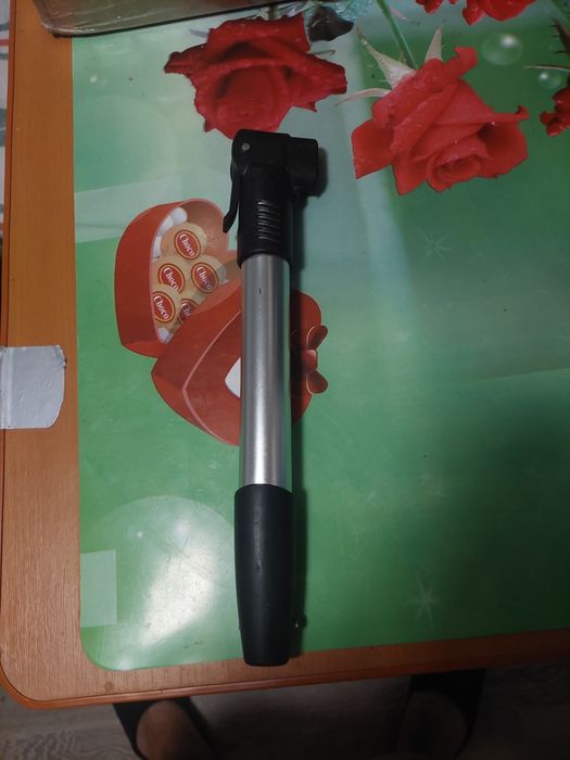 Pompa de bicicleta