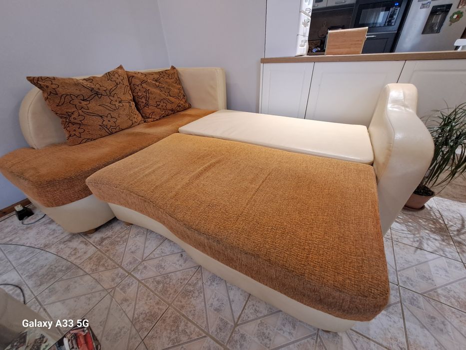 Ъглова мека мебел