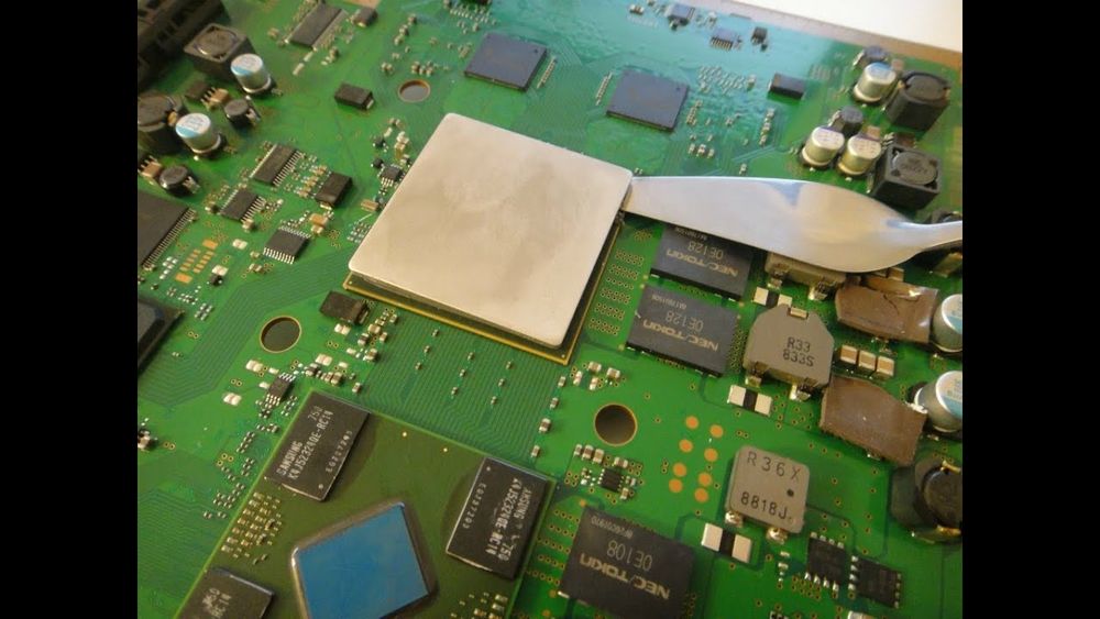 Устраняю шум и перегрев на PS3/PS4 путем чистки и замены термопасты!