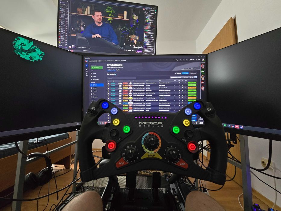 Simulator Moza r12 + pedale Moza crp 2 + cockpit playseat trophy