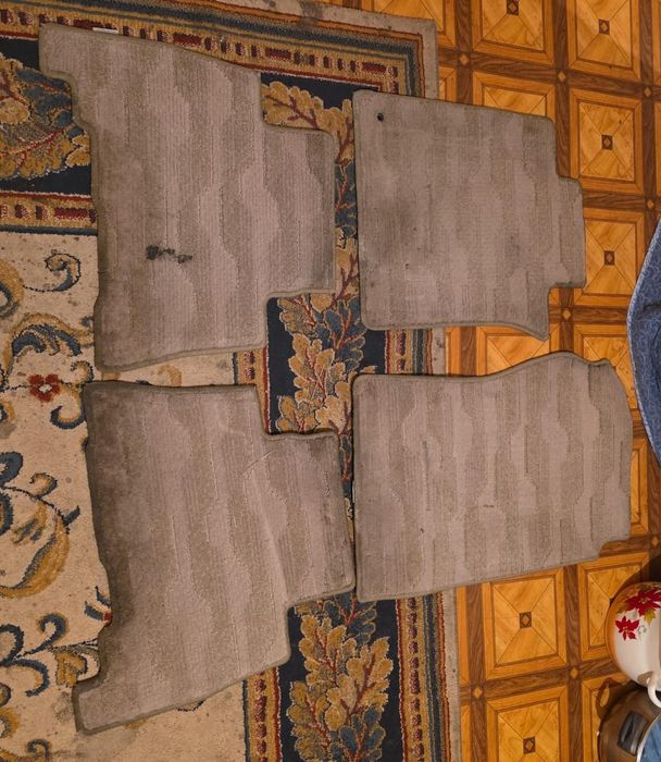 Продам коврики на