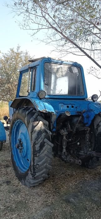 Belarus mtz80 traktor sotiladi