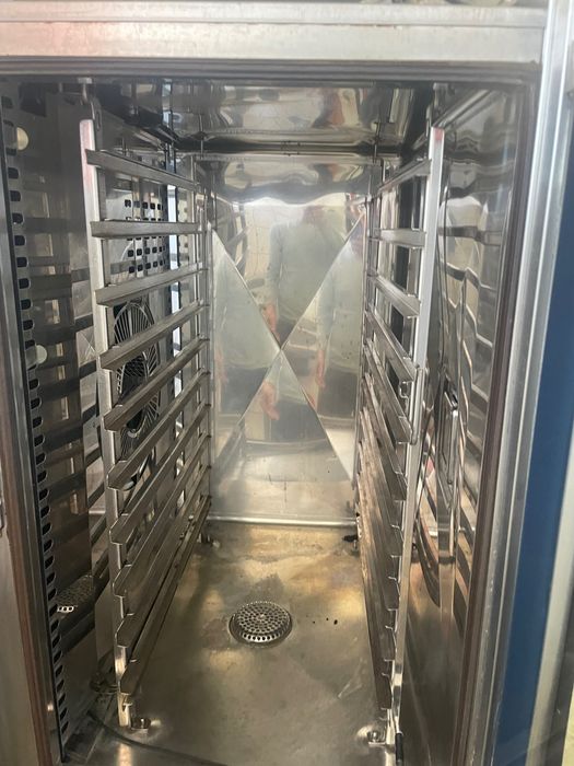 Конвектомат Rational 10 тави на газ