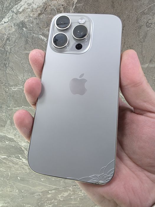 iPhone 16 pro 256гб 95% с коробкой