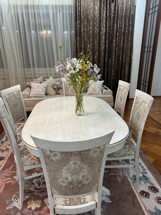Продам стол со стульями