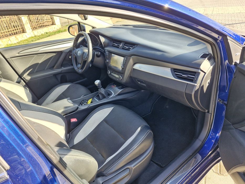 Toyota Avensis EXECUTIVE 2.0L DIESEL