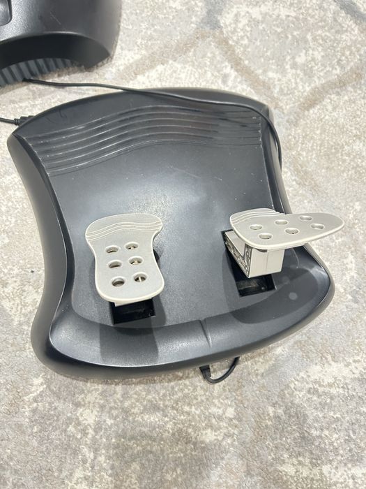 Продам игровой руль