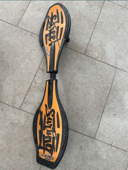 Waveboard Street surfing