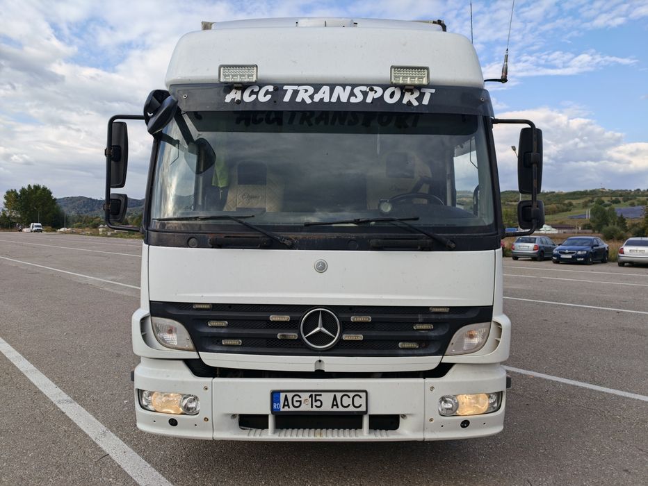 Vând sau schimb Mercedes Atego 1224 de 12 tone an 2010