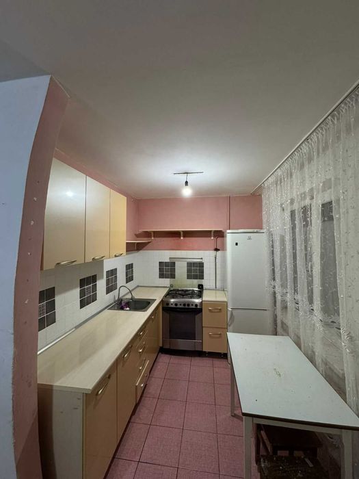 Продается 2 ком квартира район детская больница