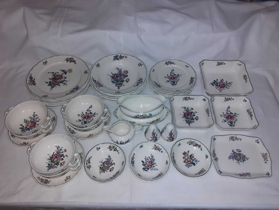set de masa Villeroy Boch Alt Strasburg 6 persoane 44 piese