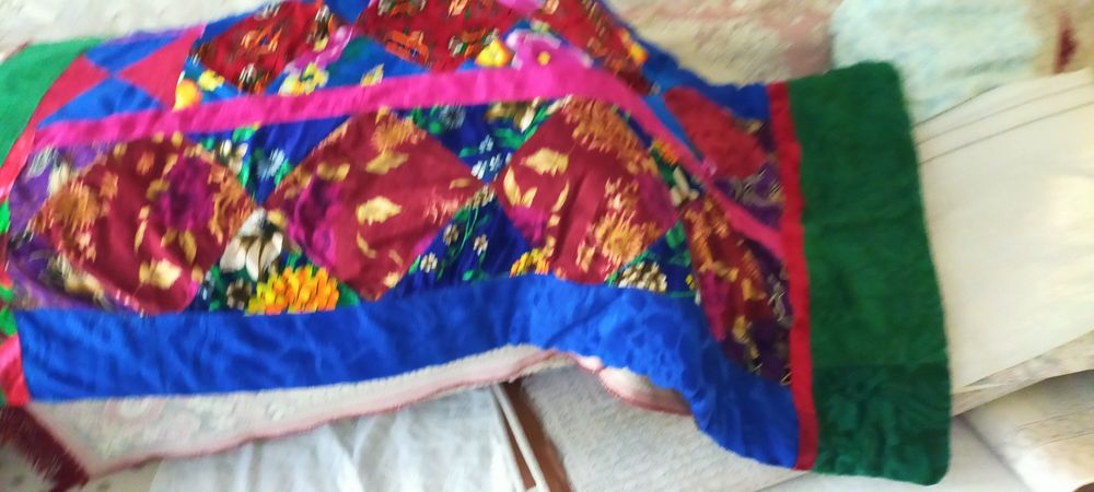 Продам корпе новые внутри вата