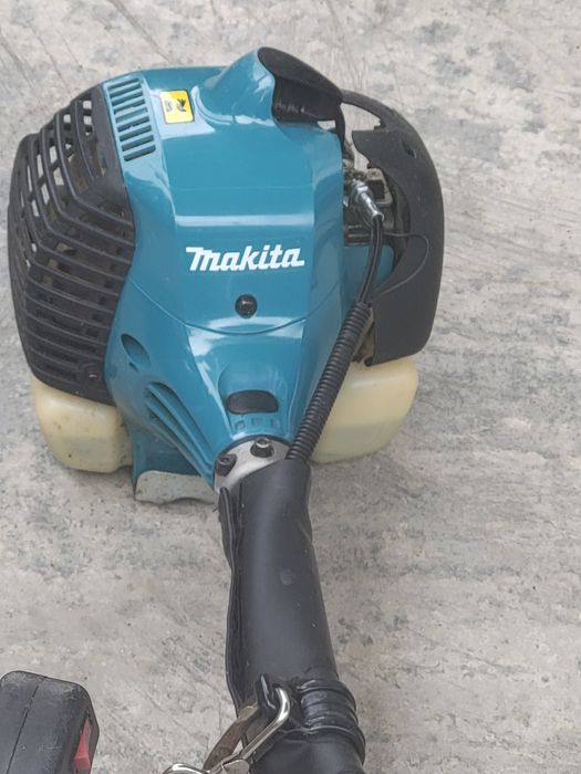 Motocositoare Makita EM2600U