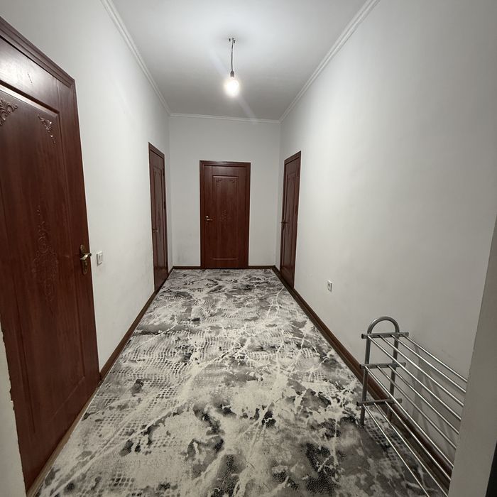 BEZMAKLER Sergli 9-hudud 2 hona 65 (m2) oilaga srochno beriladi