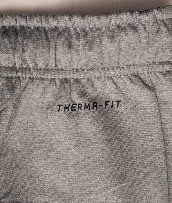 Nike Therma-FIT Sweatpants оригинално долнище L Найк спорт долница