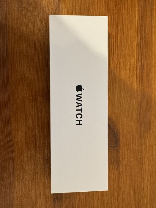 Apple Watch SE3 44mm & AirPods Pro (2nd generation)