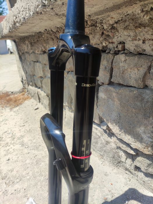 Rock shox Yari 170 mm с Debon Air