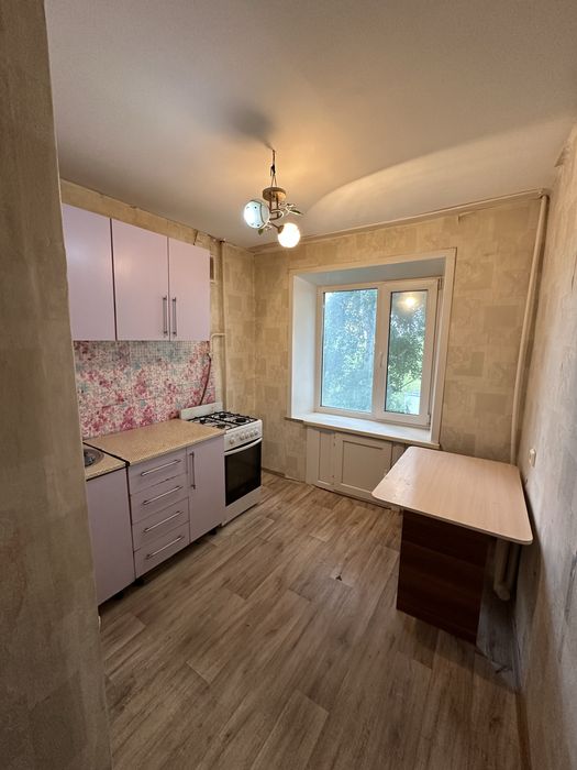 продам 1 комнатную квартиру