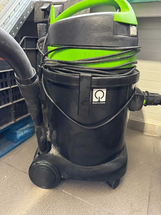 Професионална Прахосмукачка GP 1/27 SPRAY