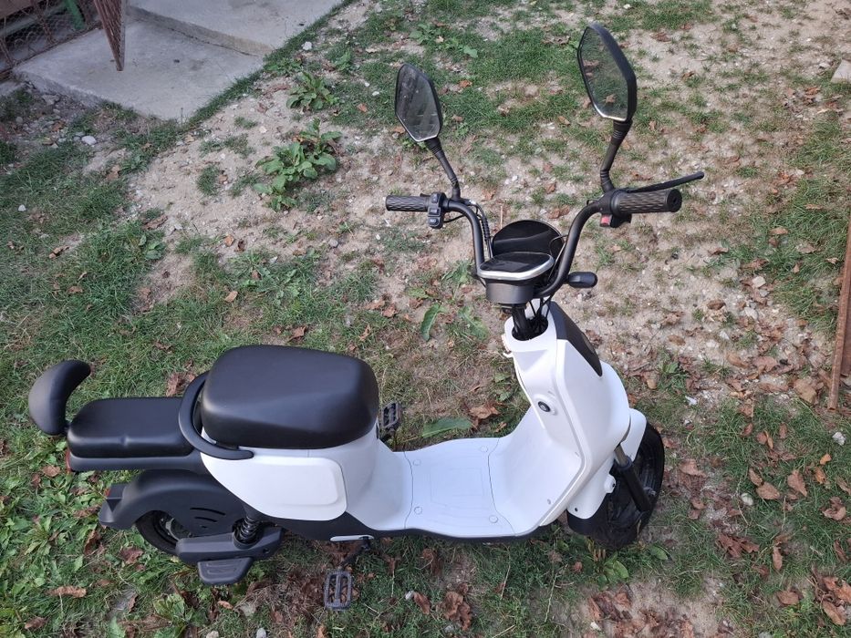 Scuter electric M12