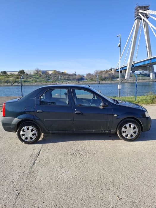 Dacia logan 2006, 1,4L benzina, 70000km, servo total,geamuri electrice