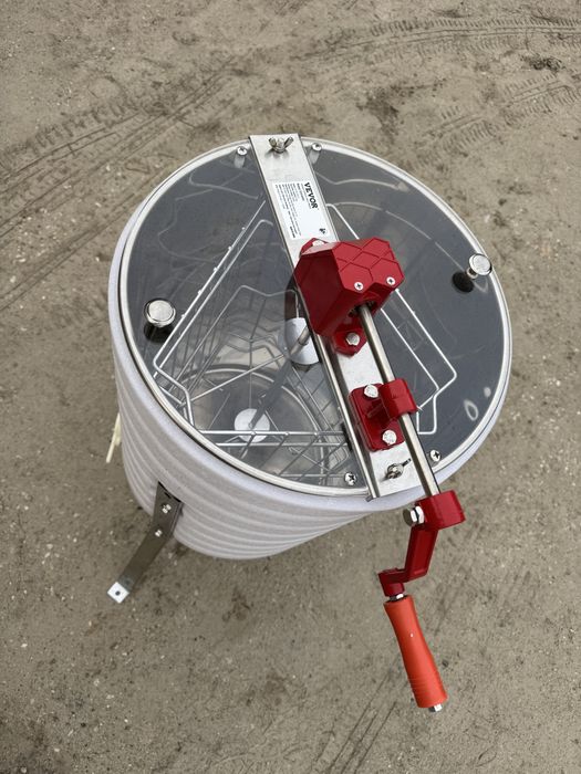 Centrifuga pe 3 rame manuala noua pe rape 1/2