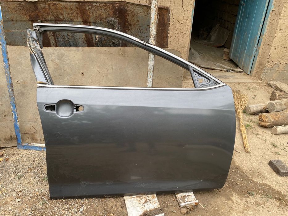 Двери та Toyota 50-55