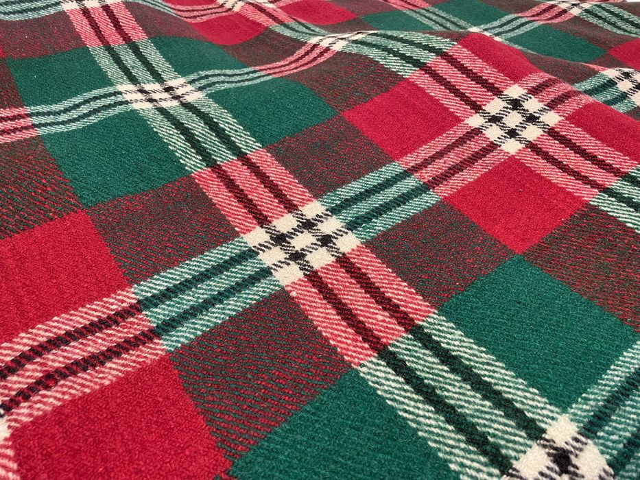 Родопско одеало в сиво и бяло