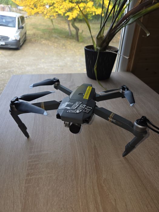 Drona DJI Mavic Pro , stare perfecta de functionare, 2 baterii