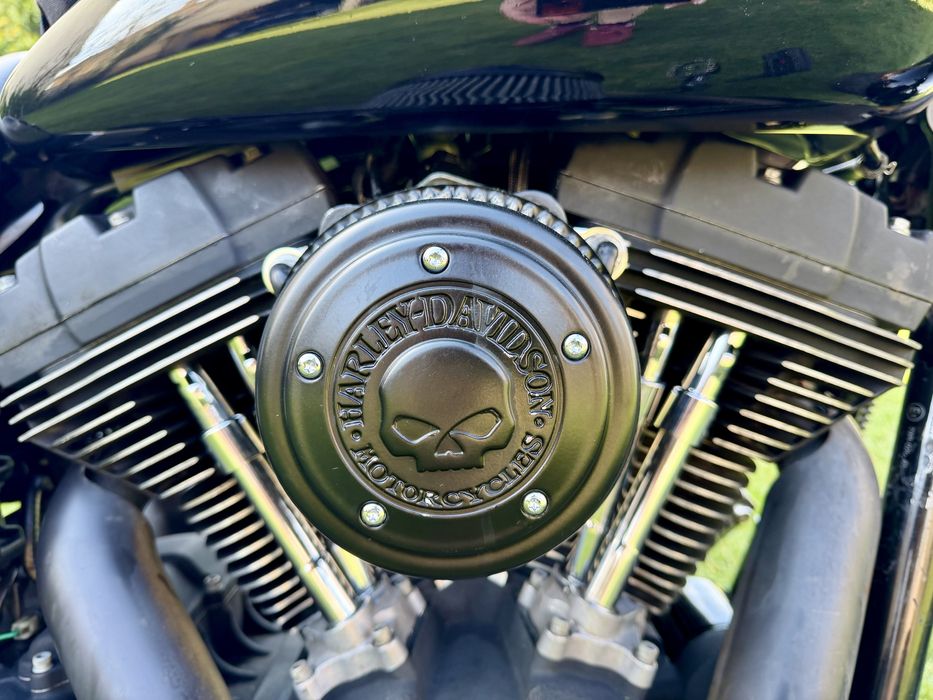 Harley Davidson Dyna Street Bob FXDB