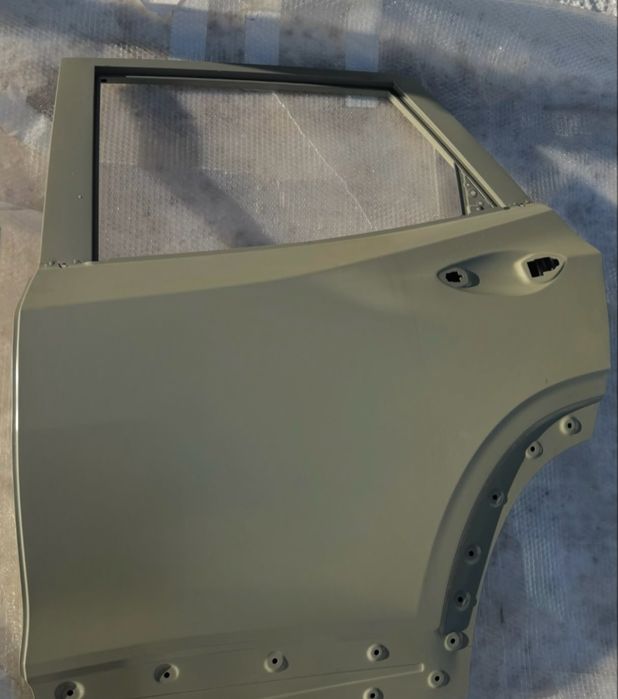 Дверь tracker chevrolet