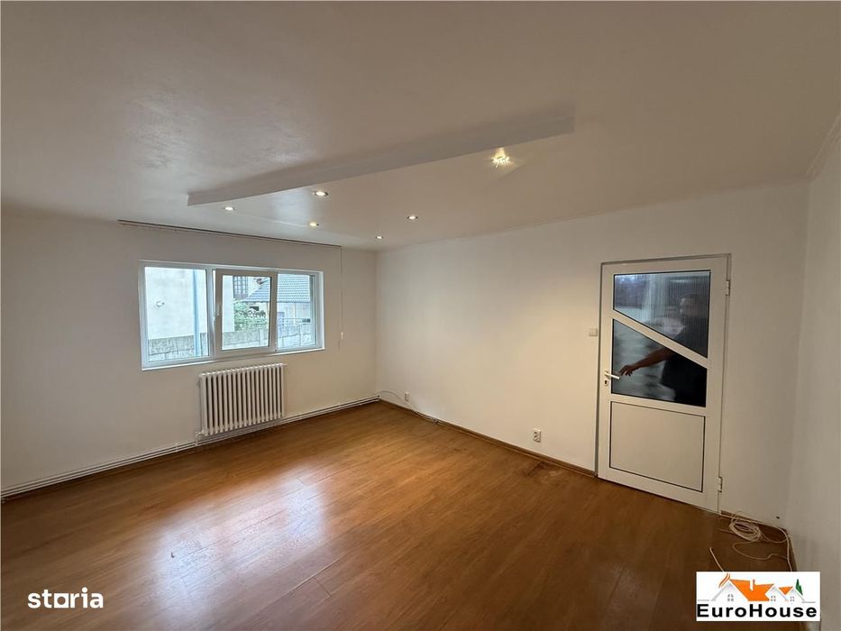 Apartament 2 camere de v?nzare | 51 mp utili | Parter ?nalt | Zona Pia