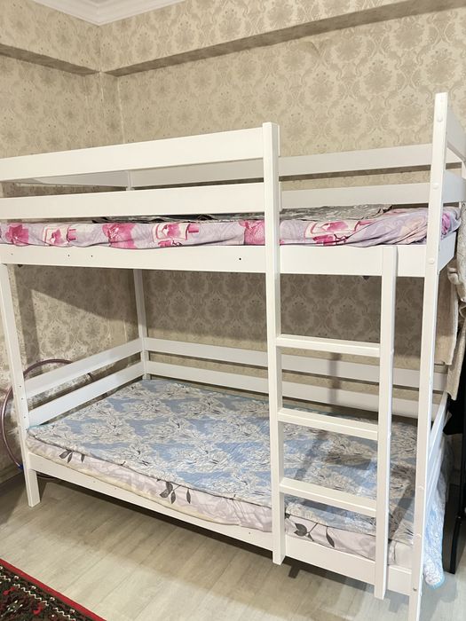 Продам кровать 2х ярусную