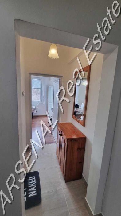 Двустаен апартамент под наем, Център