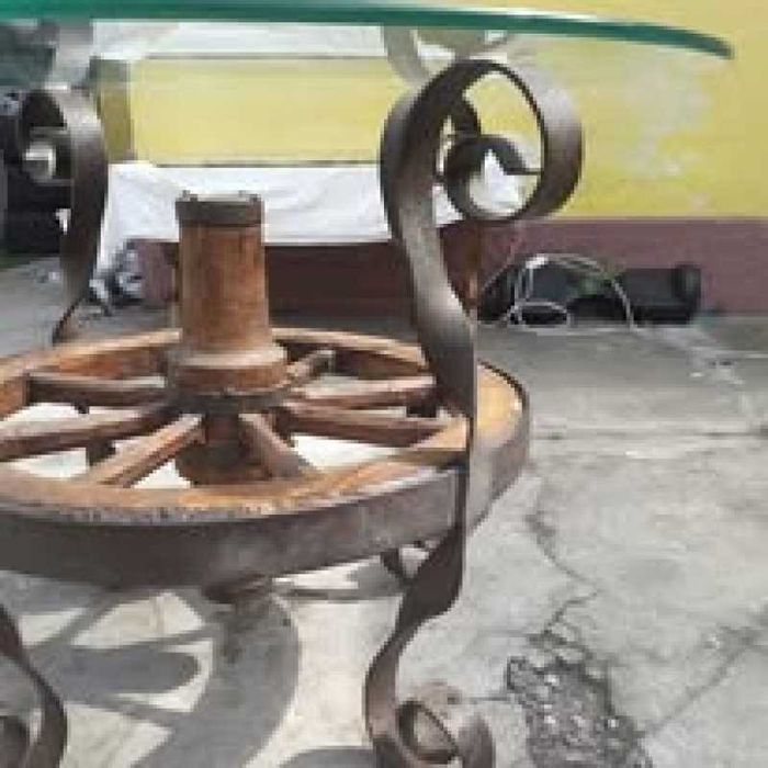 Masa din roata de car