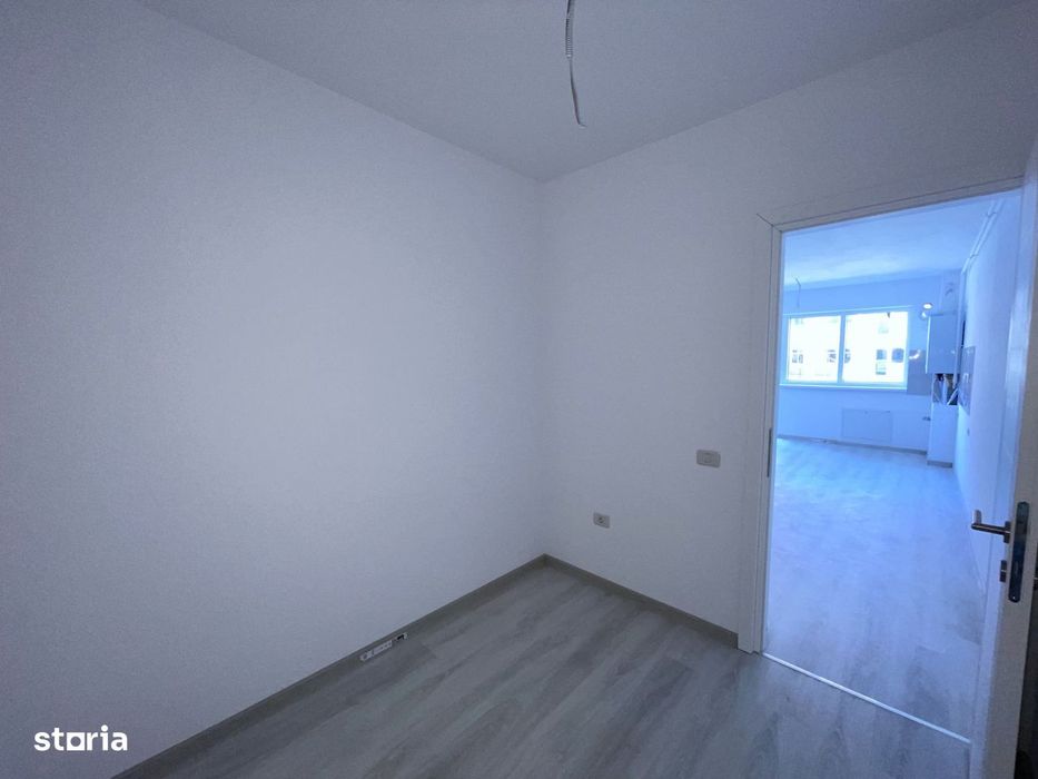 Studio 50 mp, 74 240 euro, parcare inclusă, DEZVOLTATOR.