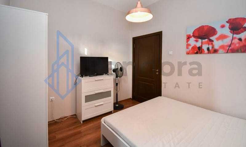 Дава се под наем Двустаен апартамент в София, Център - 50 кв.м за 499 € - Снимка #2