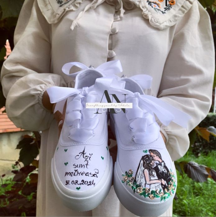 Tenisi pentru nunta si botez