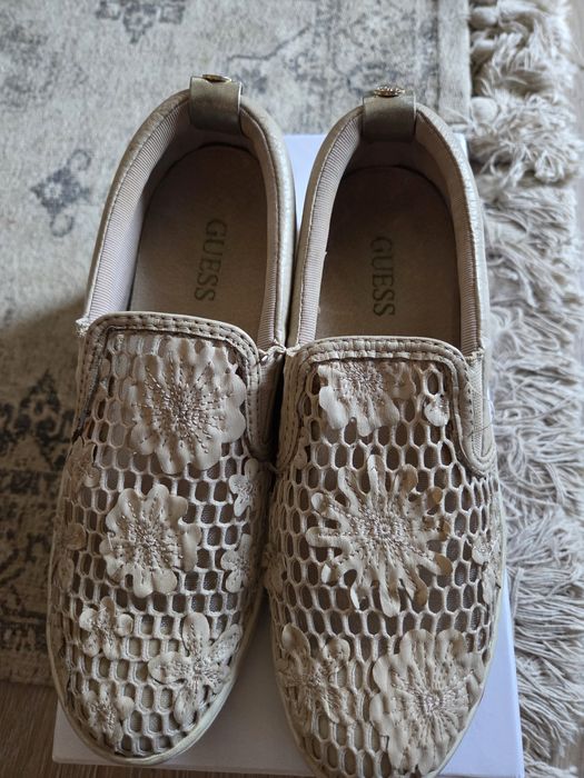 Обувки Guess еспадрили