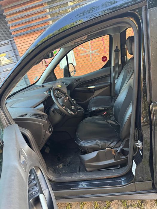 Vând Ford tourneo connect 1.5d automat 2019 Euro6